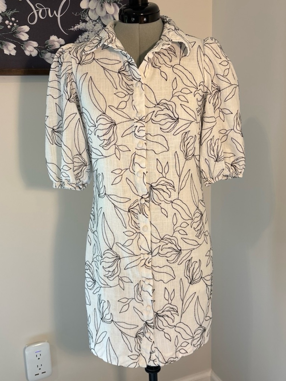 White House Black Market White Floral Button-Front Midi Dress